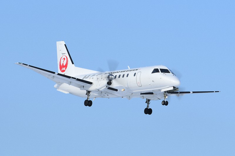 北海道エアシステムの旅客機=写真家・長谷川規夫さん撮影
