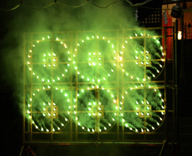 真田氏ゆかりの仕掛け花火復活 長野 上田の住民ら 1年ぶりに 毎日新聞