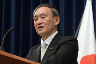 就任後、初の記者会見をする菅義偉首相＝首相官邸で2020年9月16日午後9時9分、竹内幹撮影