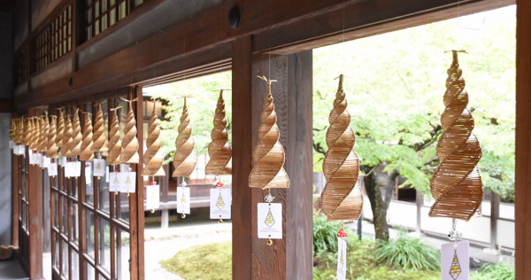 秋の蛍籠展「希望のひかり」 夜長にほのかな道しるべ 山口・下関で19日