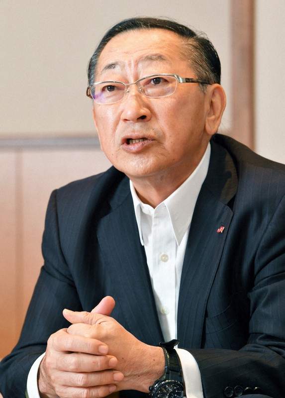 インタビューに応じる青柳俊彦・JR九州社長=福岡市博多区で2020年9月23日、森園道子撮影