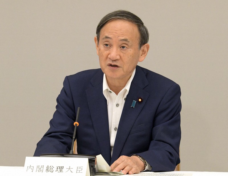 新型コロナウイルス感染症対策本部の会合で発言する菅義偉首相=首相官邸で2020年9月25日午後6時15分、竹内幹撮影