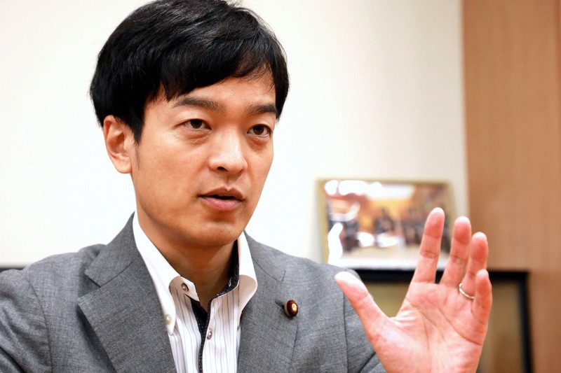 宮路拓馬氏=岡本同世撮影