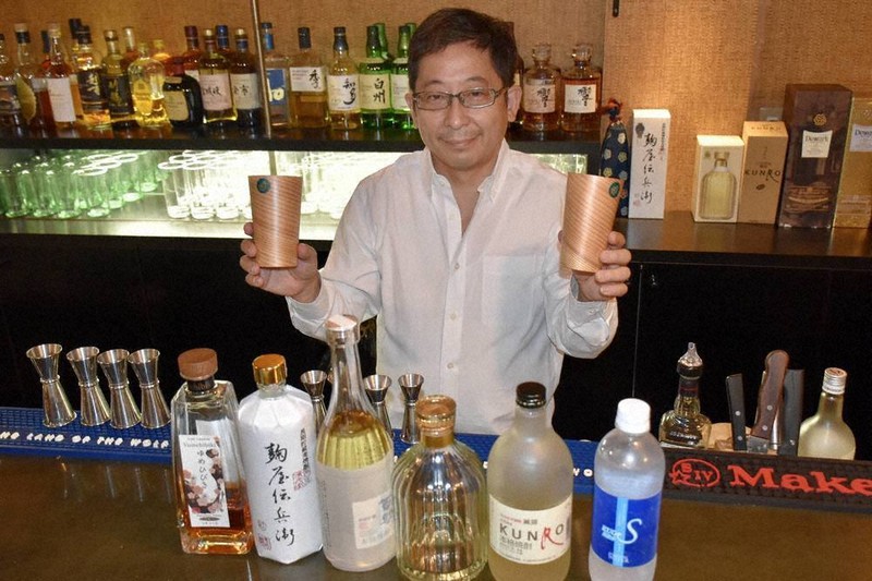 日田ハイボール 新名物に 酒 炭酸水 タンブラーも地元産 市内７店舗で提供始まる 大分 毎日新聞