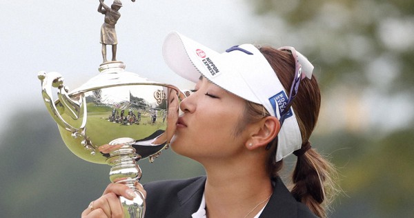 21歳の原英莉花がメジャー初V ゴルフ日本女子オープン最終R