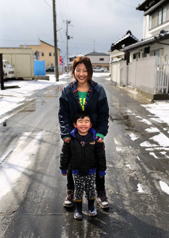 見つめ続ける：母のため、いつか家を 11歳になった佐々木蓮君 東日本