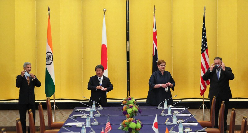 日米豪印外相会合に臨む(左から)ジャイシャンカル印外相、茂木敏充外相、ペイン豪外相、ポンペオ米国務長官=東京都港区の外務省飯倉公館で2020年10月6日午後5時19分、長谷川直亮撮影