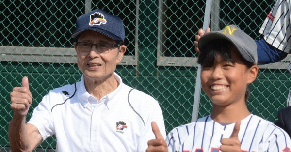 王さん少年野球教室 「成長の道は繰り返し練習」 中畑さんら4人