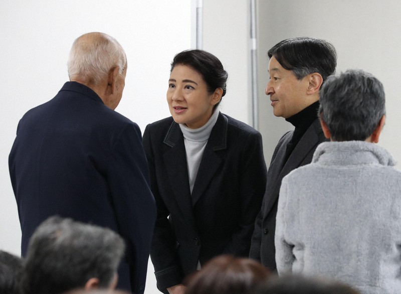 【コロナと戦う日本国民と皇室】新品　皇室写真集 今、皇室に思うこと：国民に寄り添う「令和のかたち」 改めて