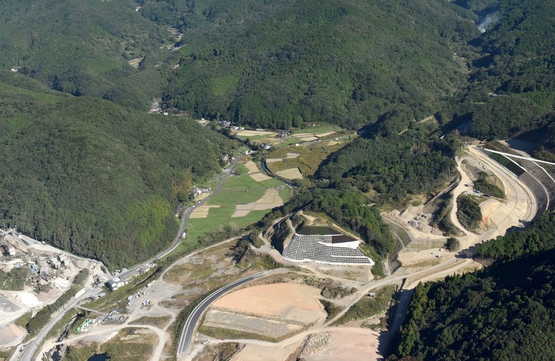 石木ダム建設予定地=長崎県川棚町で2019年11月5日午後2時33分、本社ヘリから田鍋公也撮影
