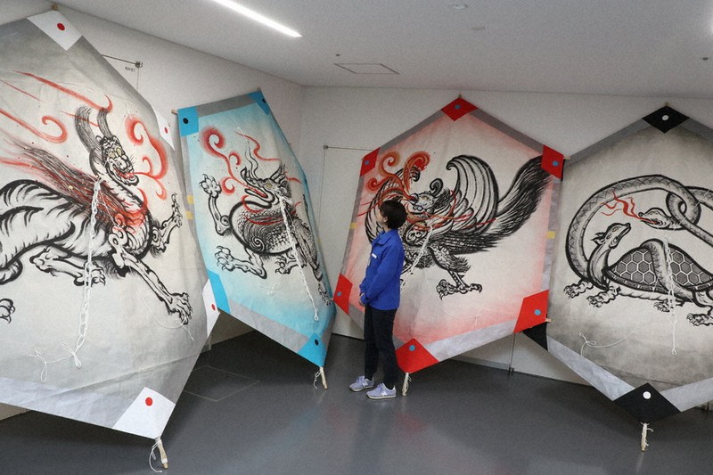 たこ揚げ 願い一つに 全国２２カ所で１７日開催 平城宮跡は 四神 登場 奈良 毎日新聞