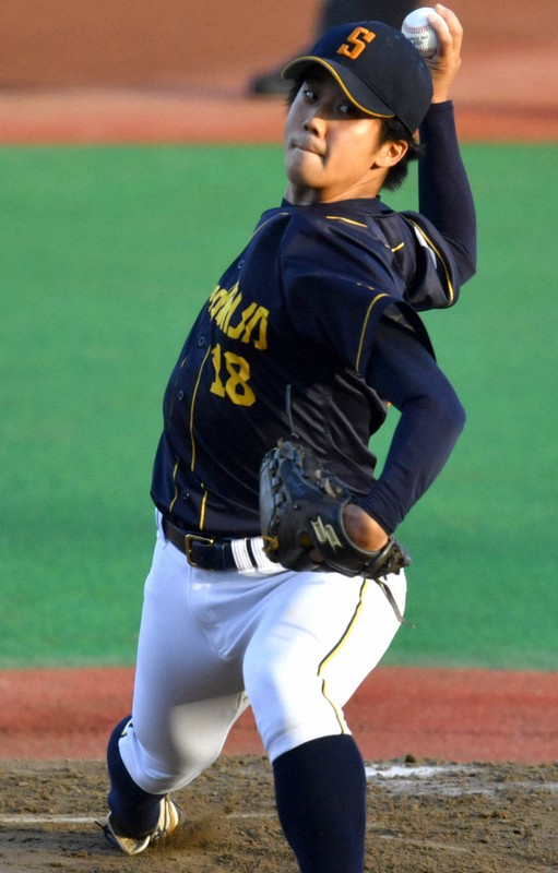 【鷺宮製作所-東京ガス】力投する鷺宮製作所の先発・平川=東京・大田スタジアムで2020年10月12日、西夏生撮影