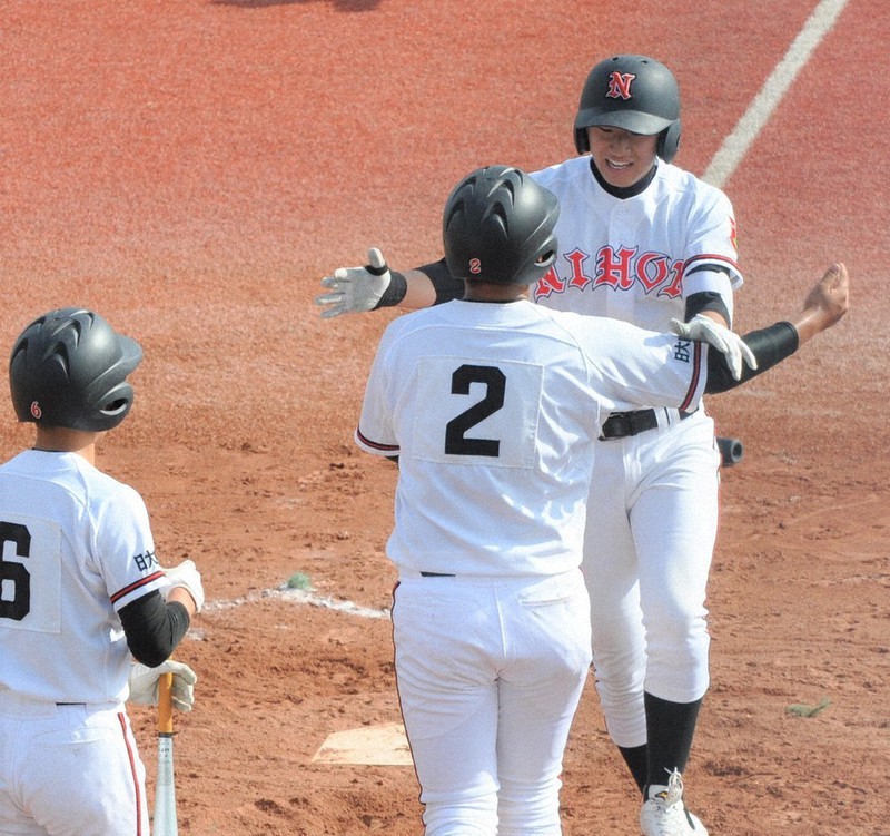 秋季高校野球 秋季東北地区高校野球大会 日大山形 羽黒８強 準々決勝１７日 鶴岡東は敗退 山形 毎日新聞