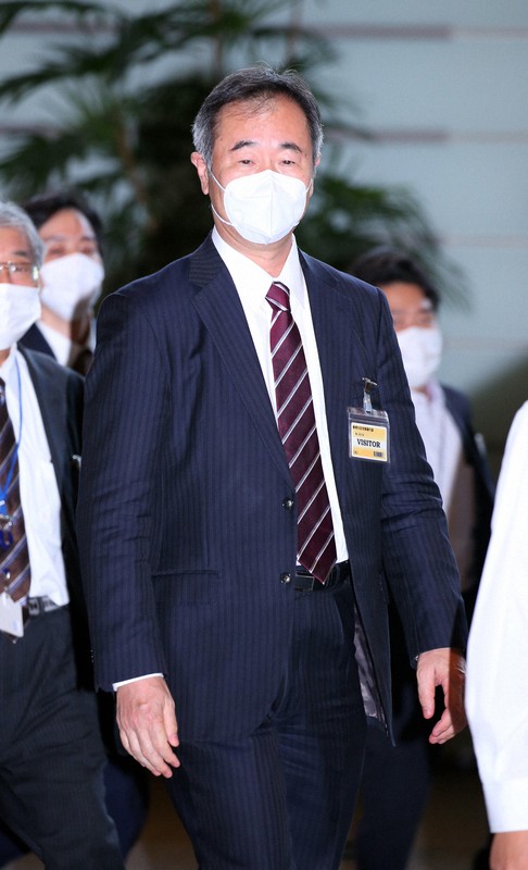 菅義偉首相との面会のため、首相官邸に入る日本学術会議の梶田隆章会長=首相官邸で2020年10月16日午後3時14分、小川昌宏撮影