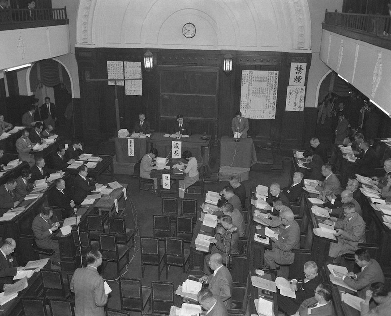 1955年4月に開かれた日本学術会議の総会=東京都台東区で