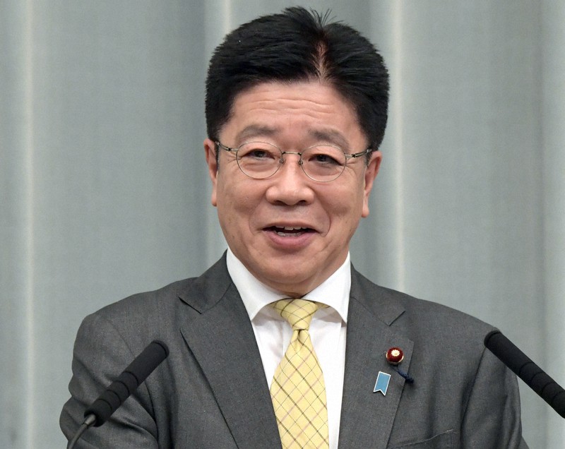 記者会見する加藤勝信官房長官=首相官邸で2020年10月20日午前11時40分、竹内幹撮影
