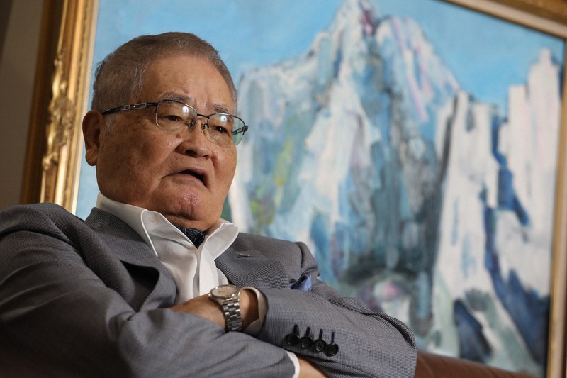 亀井静香氏=玉城達郎撮影
