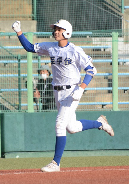 至学館、逆転で初戦突破 東邦は競り合い制す 秋季高校野球・東海