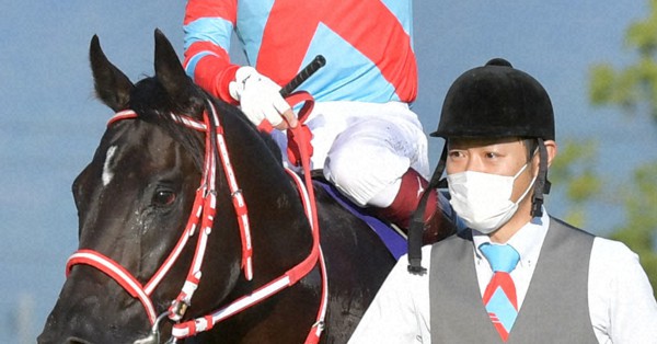 コントレイルが菊花賞V 史上3頭目の無敗3冠馬に 父ディープに