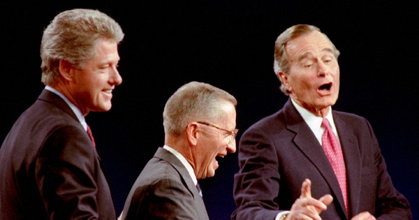 ビル・クリントン アメリカ大統領選挙 マニフェスト アメリカ再生を掲げた大統領ビル・クリントン / 藤本 一美【著