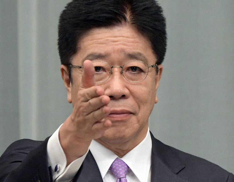 記者会見する加藤勝信官房長官=首相官邸で2020年10月28日午前11時42分、竹内幹撮影