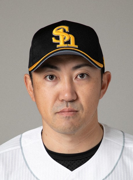 内川、ソフトバンク退団へ 現役続行を模索 | 毎日新聞