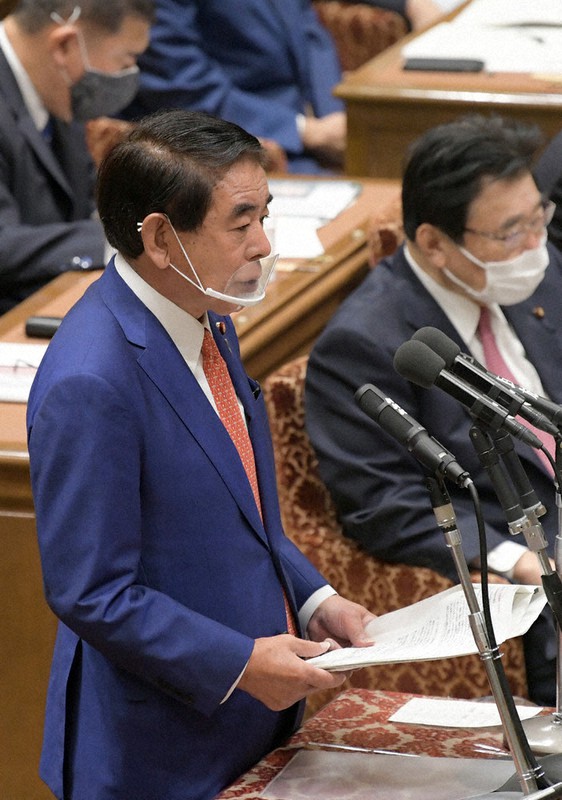 質問する自民党の下村博文政調会長=国会内で2日、竹内幹撮影