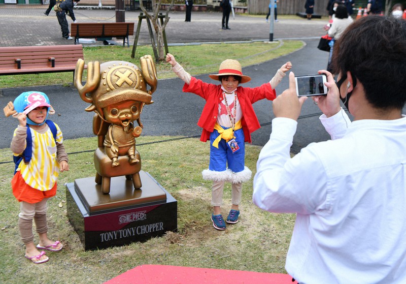 Statue of 'One Piece' character Chopper unveiled at quakehit zoo in