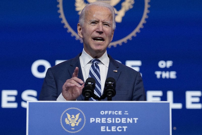 記者会見で話すジョー・バイデン前副大統領=米東部デラウェア州ウィルミントンで2020年11月10日、AP