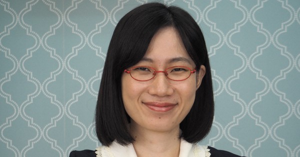 生きるのがつらいあなたへ もう1日生きてみよう と思ってくれれば お笑い芸人 たかまつななさん 毎日新聞