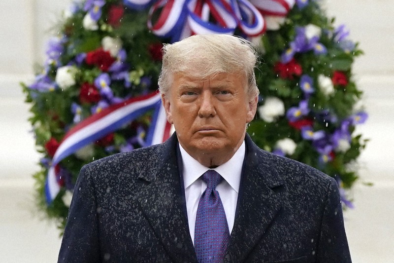 トランプ米大統領=米南部バージニア州で2020年11月11日、AP