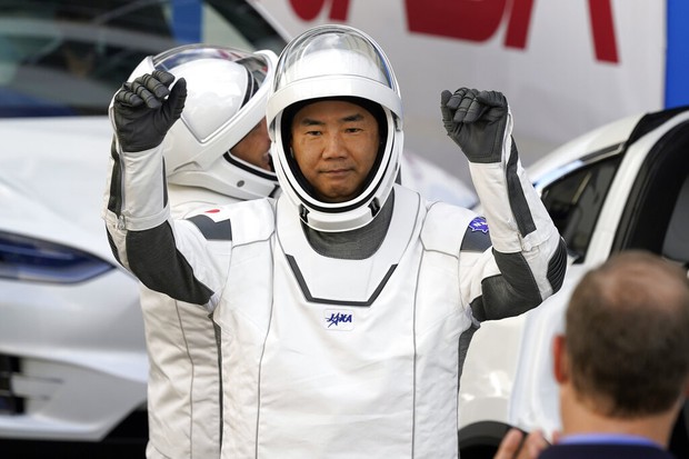 けいちゃんNational Geographic Global Iss JAXA Astronaut Dr.Norishige Kanai goes to space - YouTube