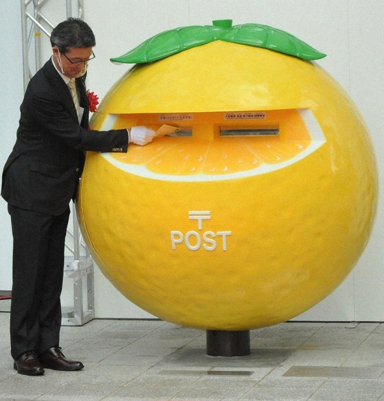 日向夏形ポスト新設 宮崎駅前 宮崎 毎日新聞