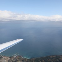 2019年6月から拡大した米軍の臨時訓練空域が広がる岩手県北部の沿岸部＝岩手県野田村で2020年11月7日、本社機「希望」から後藤由耶撮影