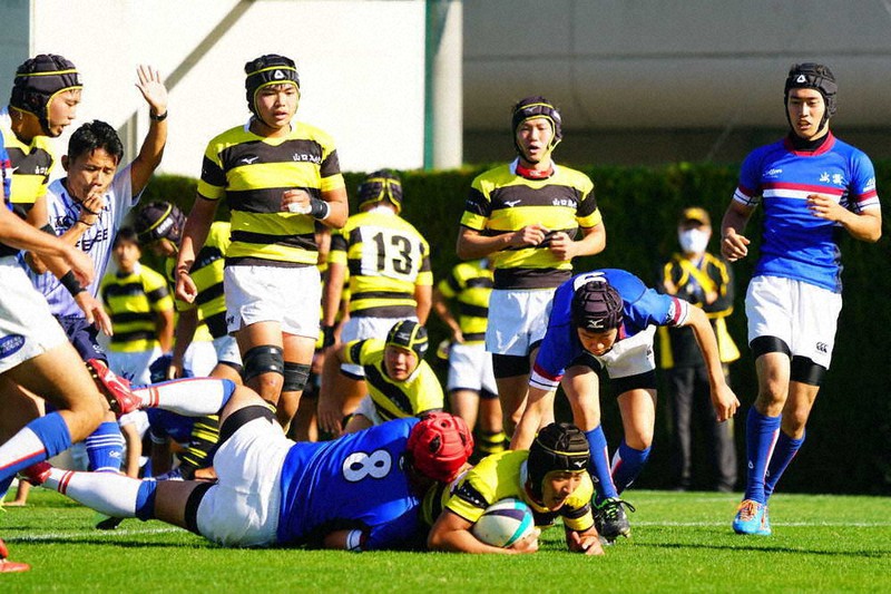 山口は5トライを奪って快勝した