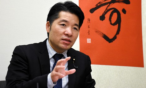 伊佐進一 | 毎日新聞「政治プレミア」