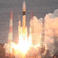 データ中継衛星を打ち上げ成功 三菱重工とJAXA 陸上観測で通信エリア