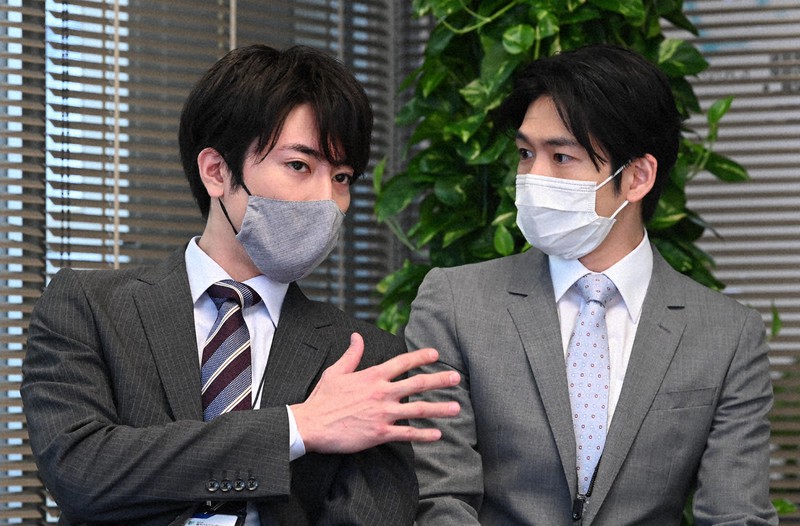 青ちゃんらしい 世界一やさしい壁ドン を目指した ドラマ リモラブ 出演の松下洸平さんインタビュー 毎日新聞