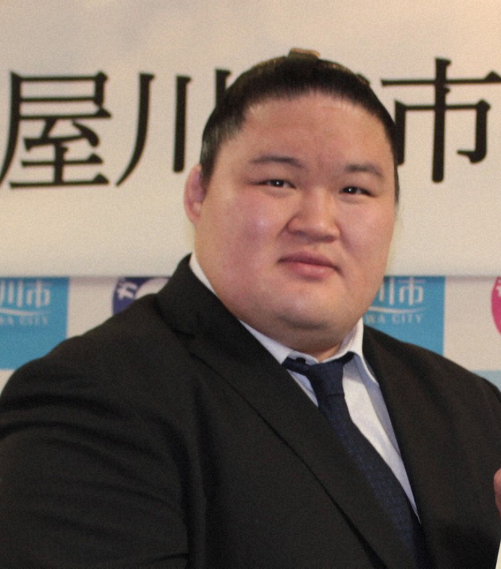 元大関 豪栄道の武隈親方 結婚と長男誕生を発表 毎日新聞 元大関 豪栄道の武隈親方 結婚と長男誕生を発表 毎日新聞