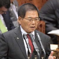 竹本直一前IT相の後援会が80人参加パーティー 飲酒伴い、礼状に