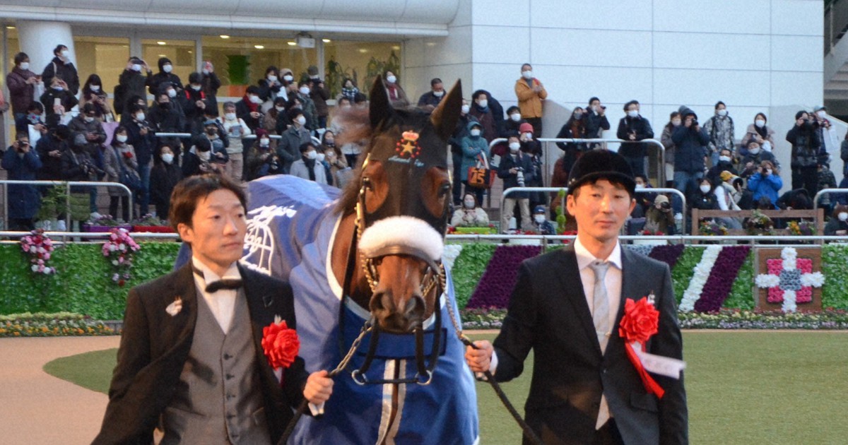 アーモンドアイが引退式 ルメール騎手、感無量「私たちの記憶に永遠に