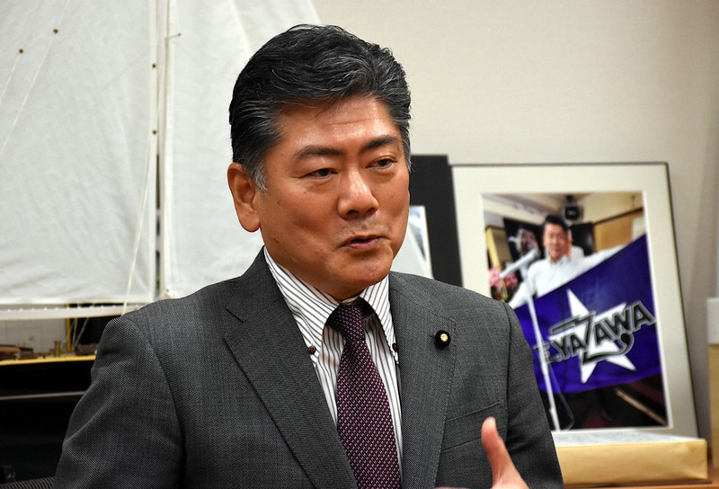 古川禎久氏=須藤孝撮影
