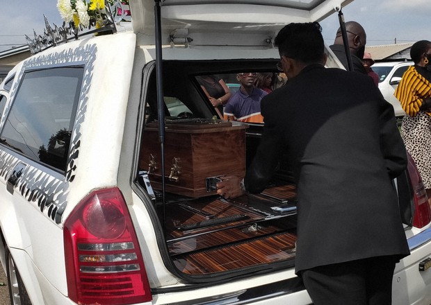 南アフリカのケーブル盗に起きた悲劇 アフリカン ライフ 平野光芳 毎日新聞 政治プレミア