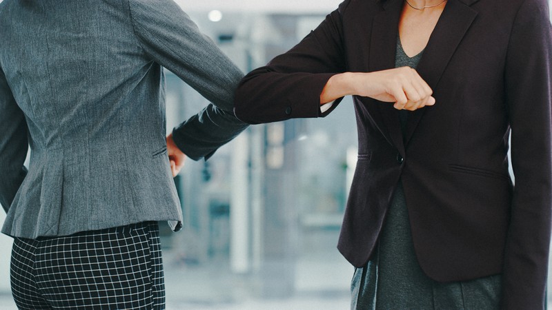 「シスターフッド」とは女性同士の連帯や絆を指す