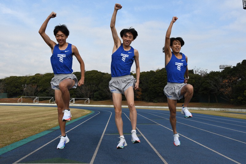 王座奪還を目指す東海大の「3本柱」。左から名取、塩沢、西田=東海大提供