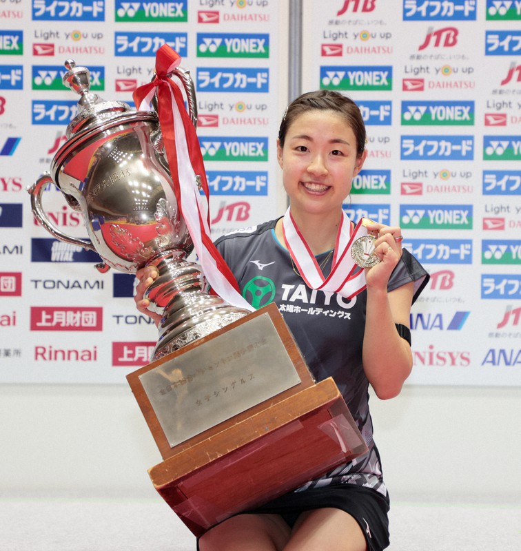 女子シングルスで優勝した奥原希望=東京・町田市立総合体育館で2020年12月27日(代表撮影)