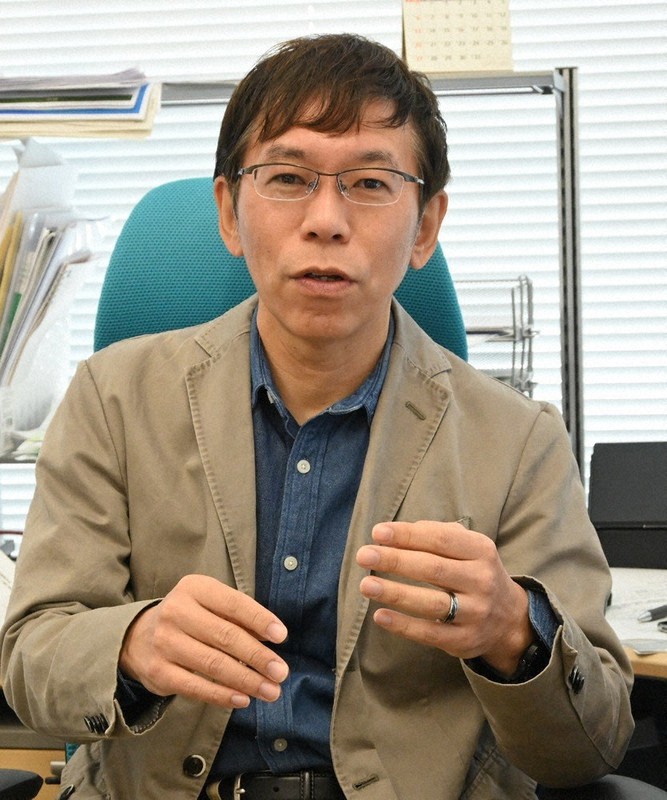 中山富雄・検診研究部長=東京都中央区の国立がん研究センターで