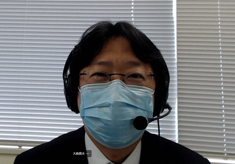 新型コロナウイルス感染症の対策について語る国立国際医療研究センターの大曲貴夫医師=2020年12月29日、スクリーンショットより