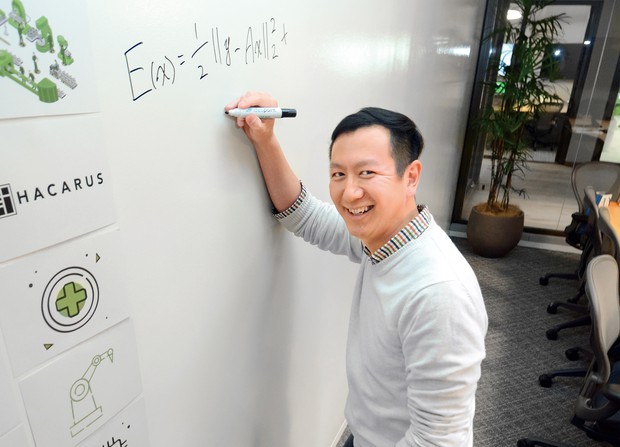 箱のみ　藤原　健氏 挑戦者2021：藤原健真 HACARUS CEO 少データで使える「エコ