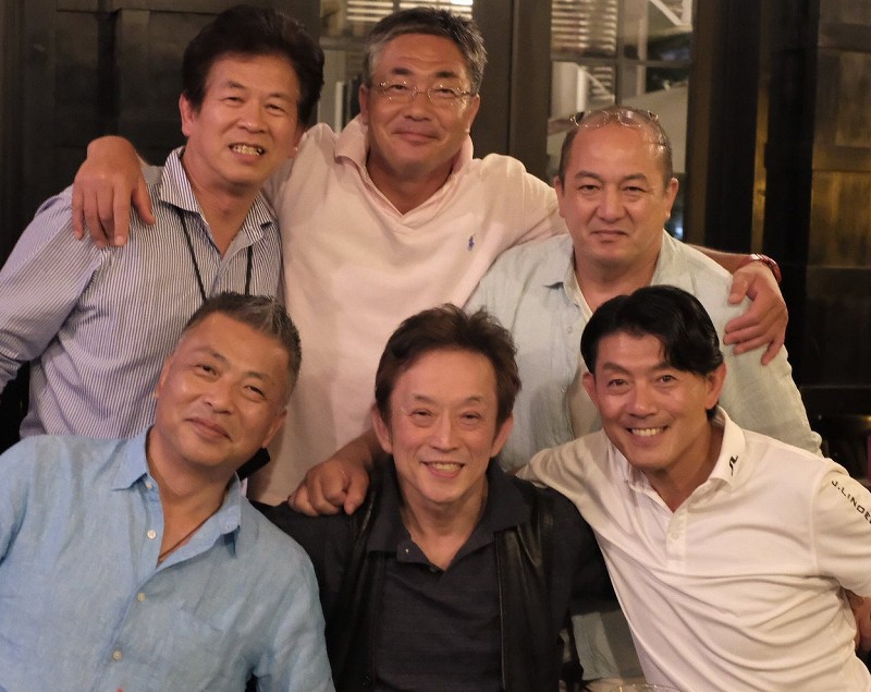 ストーリー 松葉づえのカメラマン その１ スクラムをもう一度 写真特集22 22 毎日新聞
